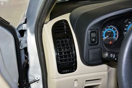 2015款东南V3菱悦1.5L手动幸福版