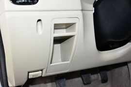 2015款东南V3菱悦1.5L手动幸福版