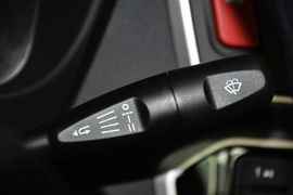 2015款东南V3菱悦1.5L手动幸福版