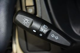 2015款东南V3菱悦1.5L手动幸福版