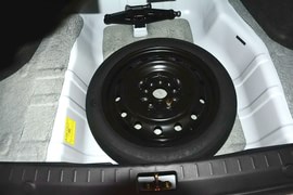 2015款东南V5菱致1.5L手动旗舰型