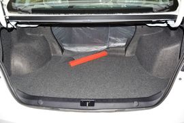 2015款东南V5菱致1.5L手动旗舰型