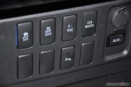 2010款丰田FJ酷路泽