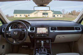 2015款途锐海外试驾