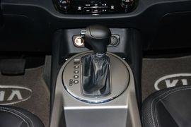 2015款起亚智跑2.0L自动两驱版DLX