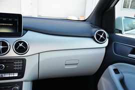 2015款奔驰B200动感型