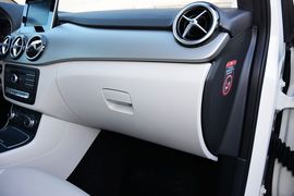 2015款奔驰B200动感型