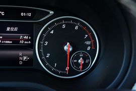 2015款奔驰B200动感型