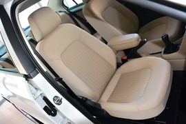 2015款大众捷达1.6L手动舒适型