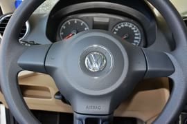 2015款大众捷达1.6L手动舒适型