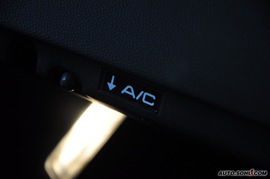 标致307三厢2.0L自动舒适版