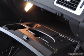 标致307三厢2.0L自动舒适版