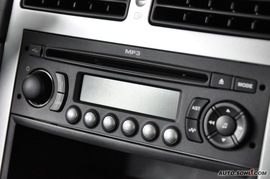 标致307三厢2.0L自动舒适版