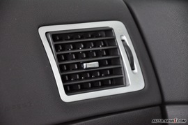 标致307三厢2.0L自动舒适版