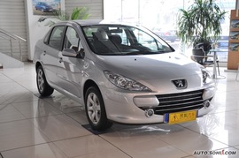 标致307三厢2.0L自动舒适版