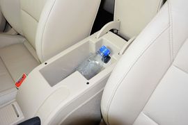2014款斯柯达速派1.4TSI手自一体名仕版