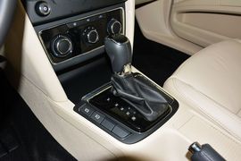 2014款斯柯达速派1.4TSI手自一体名仕版