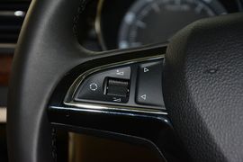 2014款斯柯达速派1.4TSI手自一体名仕版