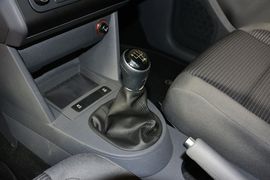 2015款起亚索兰托L