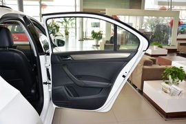 2015款大众新桑塔纳1.4L手动舒适版
