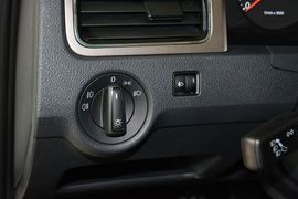 2015款大众新桑塔纳1.4L手动舒适版