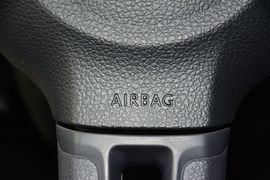 2015款大众新桑塔纳1.4L手动舒适版