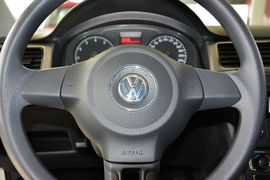 2015款大众新桑塔纳1.4L手动舒适版