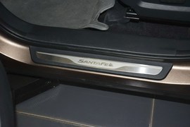 2013款现代全新胜达2.0T自动四驱顶级型