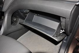 2013款现代全新胜达2.0T自动四驱顶级型