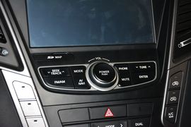 2013款现代全新胜达2.0T自动四驱顶级型