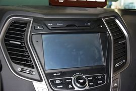 2013款现代全新胜达2.0T自动四驱顶级型