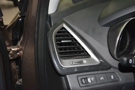 2013款现代全新胜达2.0T自动四驱顶级型
