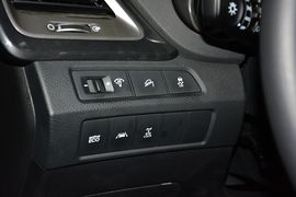2013款现代全新胜达2.0T自动四驱顶级型