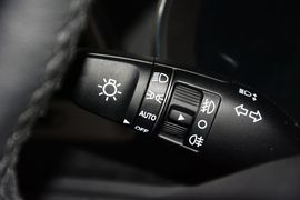 2013款现代全新胜达2.0T自动四驱顶级型
