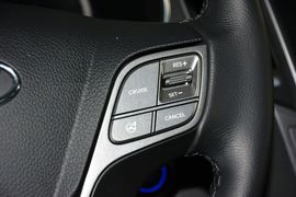 2013款现代全新胜达2.0T自动四驱顶级型