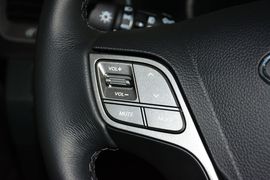 2013款现代全新胜达2.0T自动四驱顶级型
