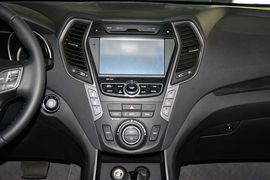 2013款现代全新胜达2.0T自动四驱顶级型