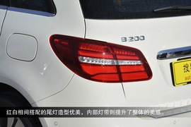 2015款奔驰B200到店实拍