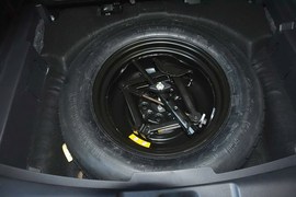2014款Jeep自由客2.0L运动增强版