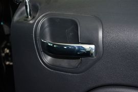 2014款Jeep自由客2.0L运动增强版