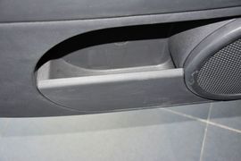 2014款Jeep自由客2.0L运动增强版