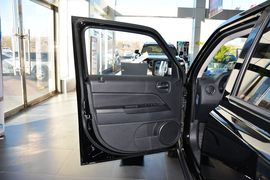 2014款Jeep自由客2.0L运动增强版