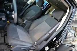 2014款Jeep自由客2.0L运动增强版