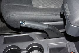2014款Jeep自由客2.0L运动增强版
