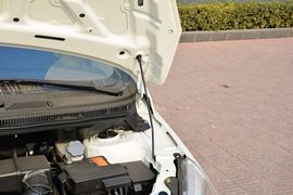 2015款绅宝D20三厢