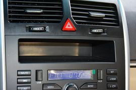 2015款绅宝D20三厢