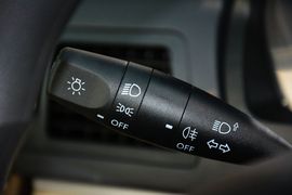 2015款绅宝D20三厢