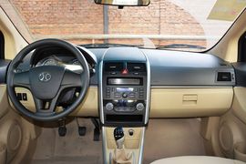 2015款绅宝D20三厢