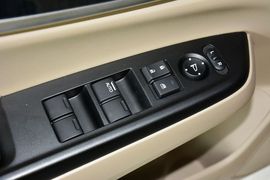 2015款本田凌派1.8L自动舒适版
