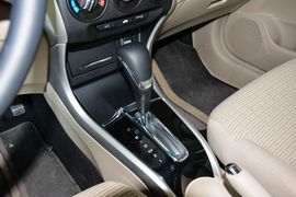 2015款本田凌派1.8L自动舒适版